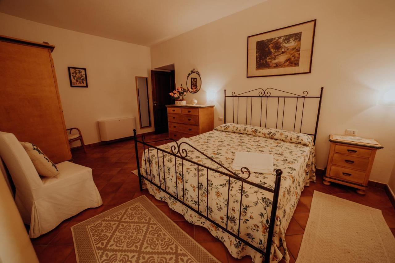 Residenza Golfo Degli Ulivi Aparthotel Caprioli Buitenkant foto