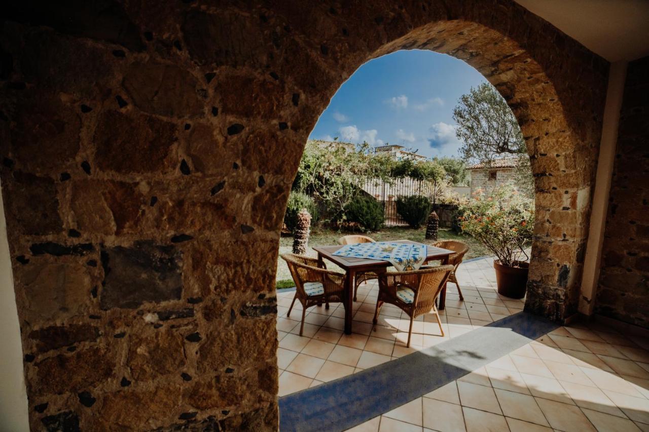 Residenza Golfo Degli Ulivi Aparthotel Caprioli Buitenkant foto